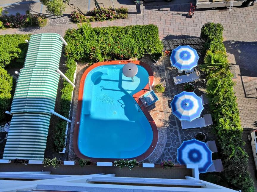 מילאנו מריטימה Golf & Beach Hotel מראה חיצוני תמונה