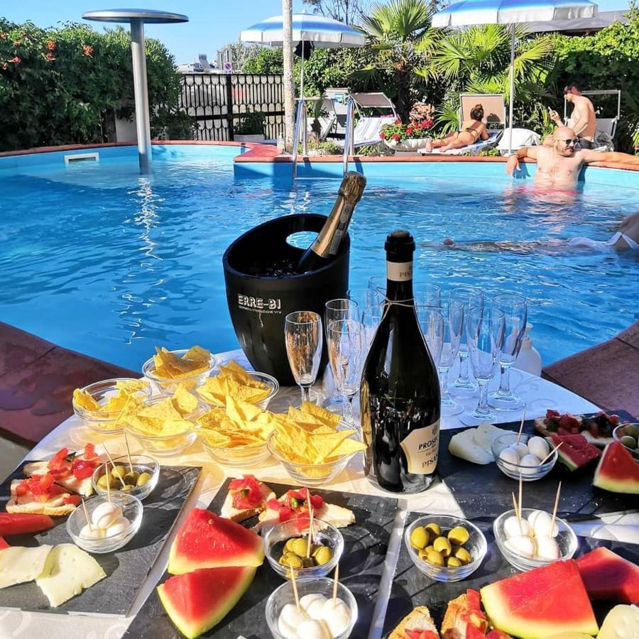 מילאנו מריטימה Golf & Beach Hotel מראה חיצוני תמונה