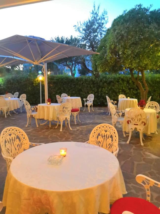 מילאנו מריטימה Golf & Beach Hotel מראה חיצוני תמונה