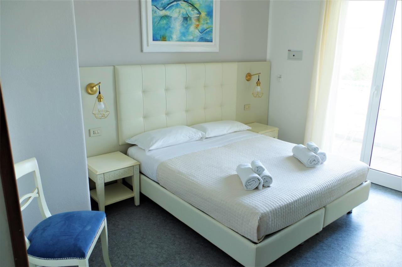מילאנו מריטימה Golf & Beach Hotel מראה חיצוני תמונה