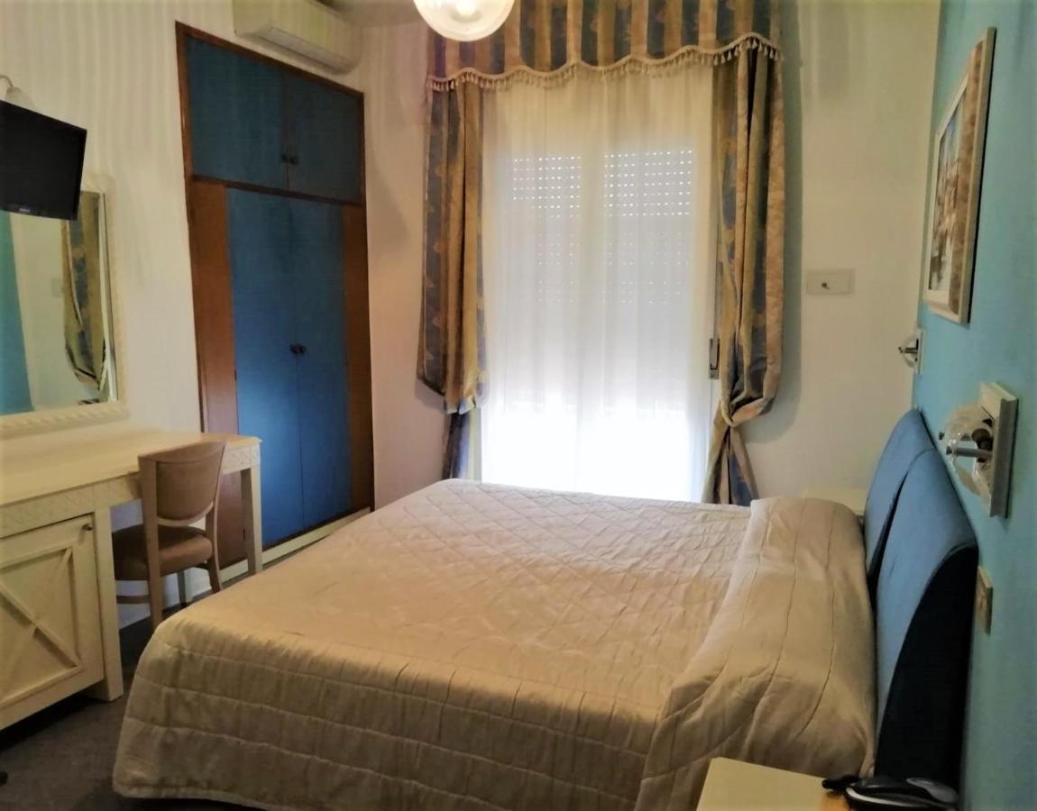 מילאנו מריטימה Golf & Beach Hotel מראה חיצוני תמונה